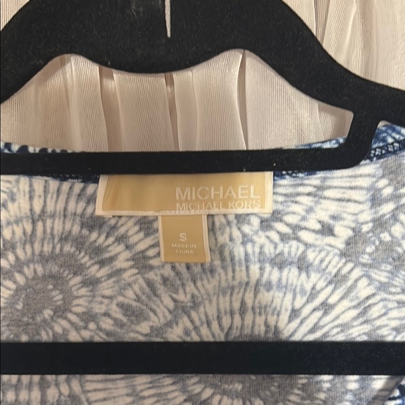 Michael Kors Blue Fitted Ruched T-Shirt - Picture 2 of 10